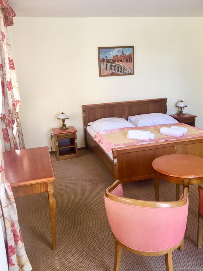 Rezidence Goethe Hotel Eagle Mariánské Lázně Екстериор снимка